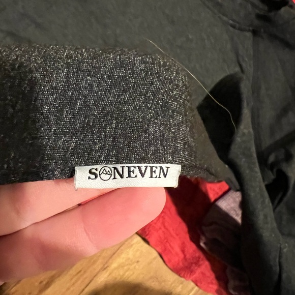 Assorted Women's Tops Collection - Picture 2 of 3